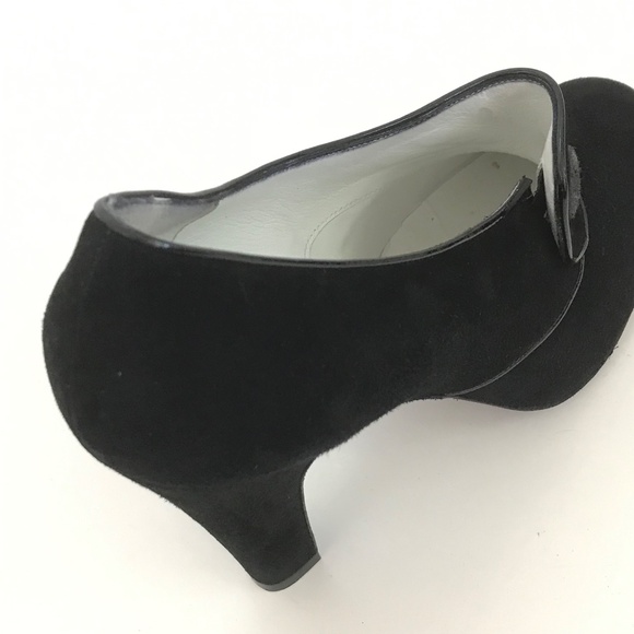 MARC JACOBS Black Suede Pump with Button Detail Black Heels Women’s Size 8 - Picture 7 of 16